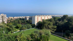 Sea view apartment in residence with swimming pool!